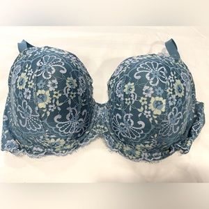 VS Bra Like New Condition 38DDD